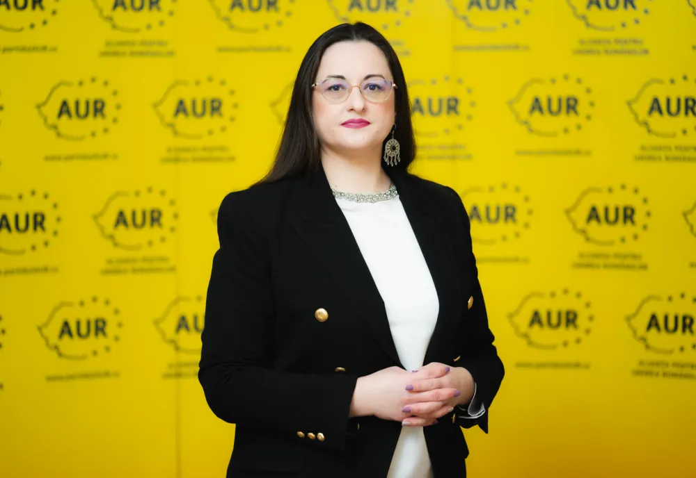 DEMISIE de răsunet din AUR: „Fără traseiști, fără securiști, fără masoni”