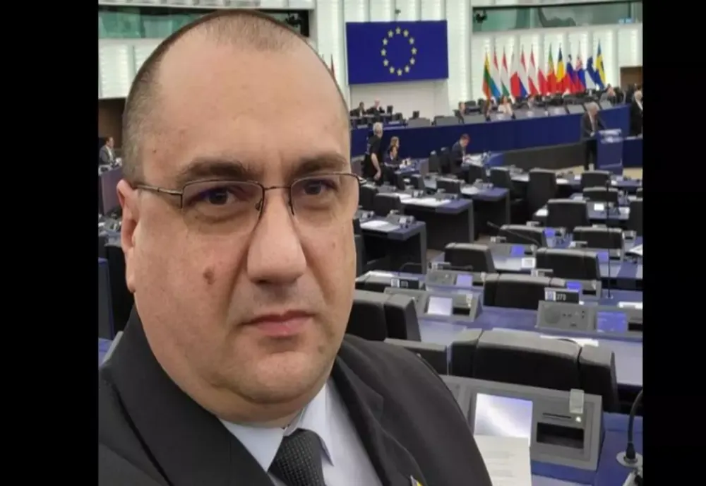 EURODEPUTATUL AUR CRISTIAN TERHEȘ: SUNT DESCHIS LA A DISCUTA ORICE FORME DE COLABORARE CARE SĂ ADUNE ÎMPREUNĂ PATRIOȚII ROMÂNI
