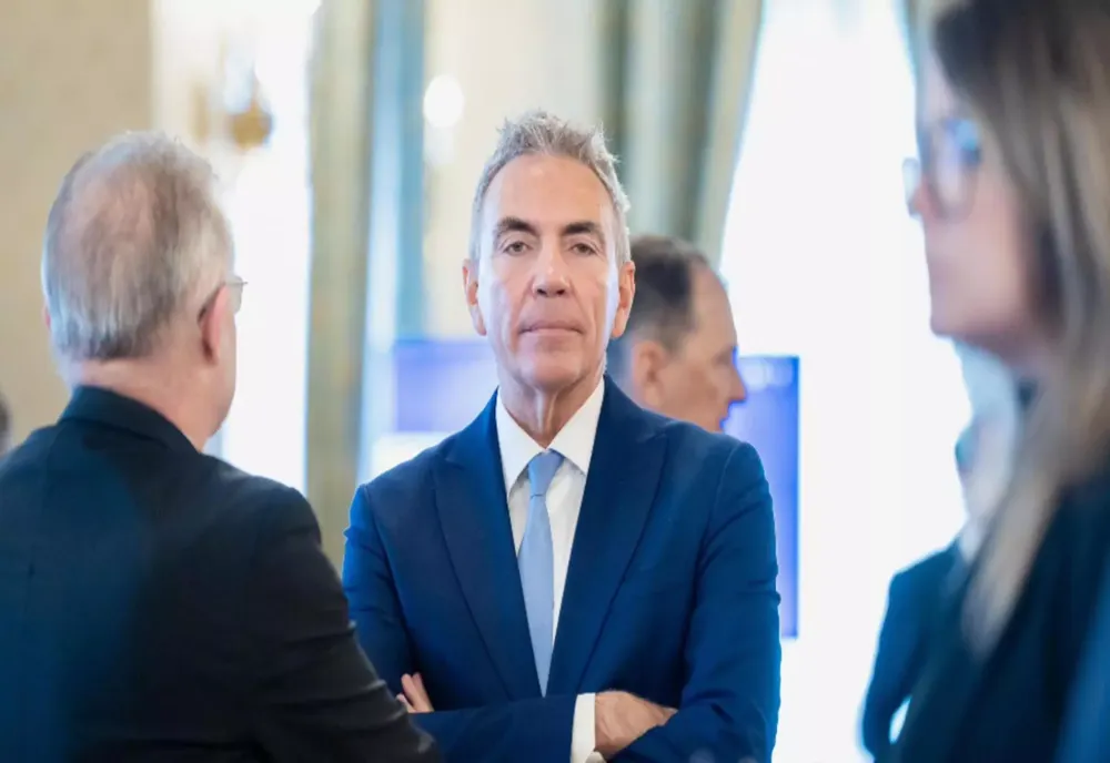 AUR, REACȚIE ÎM SCANDALUL LEGAT DE DRAGOȘ ANASTASIU: AȘA ARATĂ ”EXPERȚII INDEPENDENȚI” CARE DECID TĂIERI DE PENSII ȘI CREȘTERI DE TVA