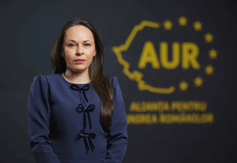 SENATORUL AUR CRISTINA DUMITRESCU: AŞ VREA SĂ ÎNTREB ŞI EU REPREZENTANŢII PNL CÂND VORBESC SERIOS ŞI VOR SĂ FACĂ LEGI PENTRU ROMÂNI ŞI CÂND ANULEAZĂ ACESTE LEGI?