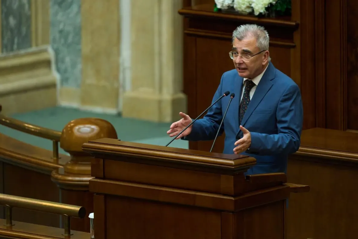 Petrișor Peiu, liderul senatorilor AUR: „Mini-reactoarele nucleare de la Doicești, prilej de etalare a neputinței și neștiinței”