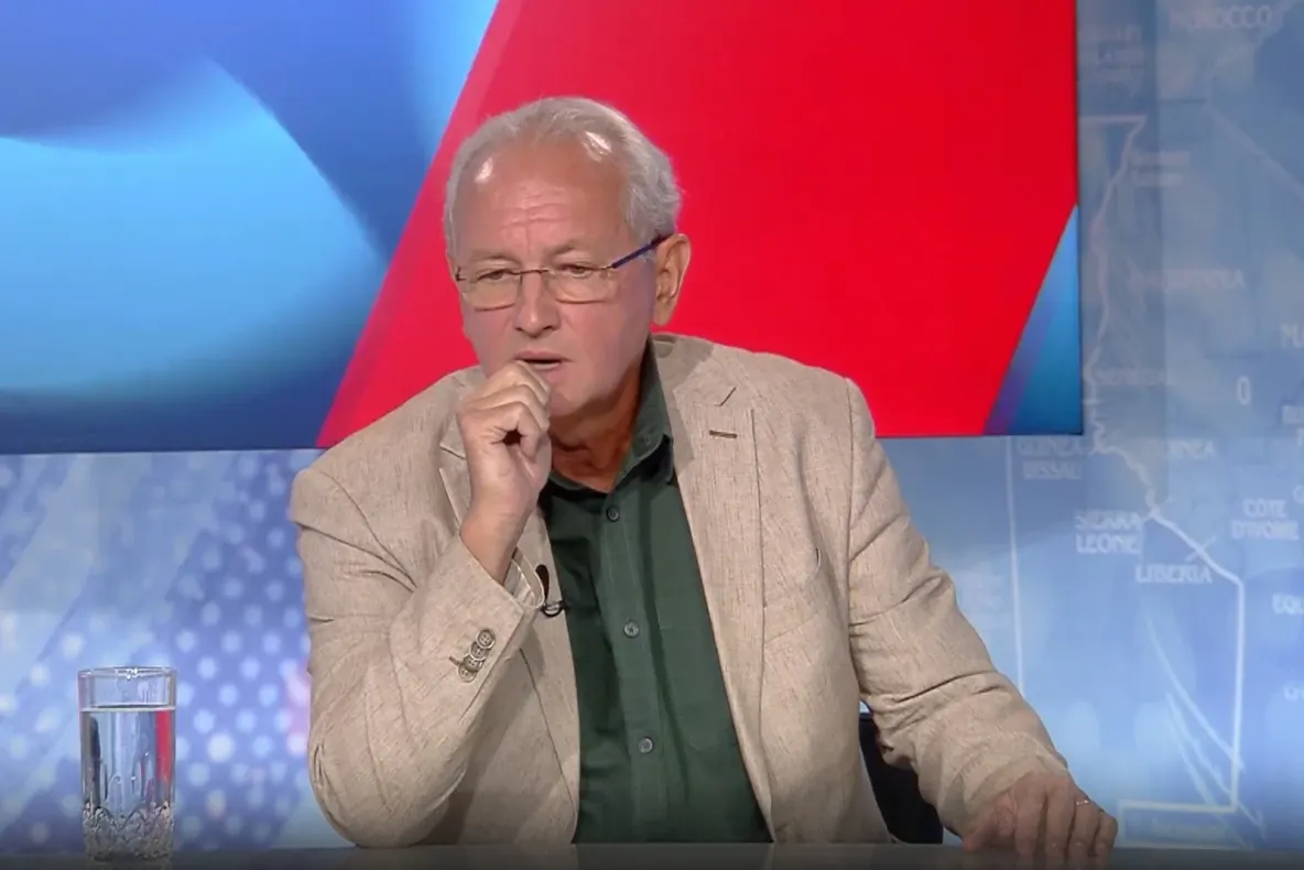 Dan Puric: ”Cei de la vârf au confiscat puterea și o vând pe tarabă”