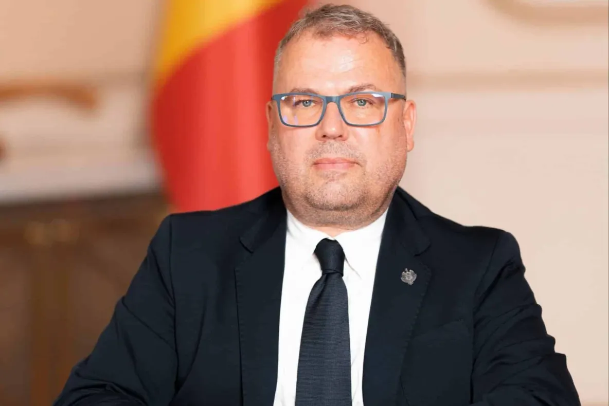 AUR îl critică pe ministrul Finanțelor după răspunsul despre taxele din 2027. Florin Popovici: „Taxe pentru azi, datorii pentru copiii noștri”