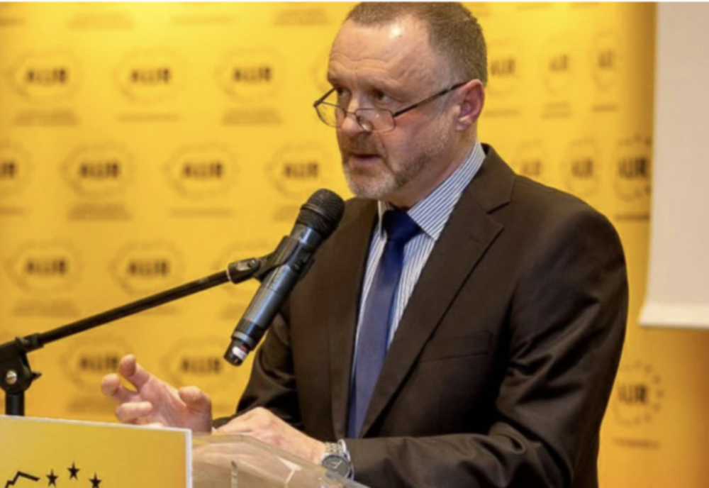 Senatorul Sorin Lavric: ”Partidul AUR intră în grevă parlamentară în semn de protest faţă de blocarea moţiunii de cenzură”