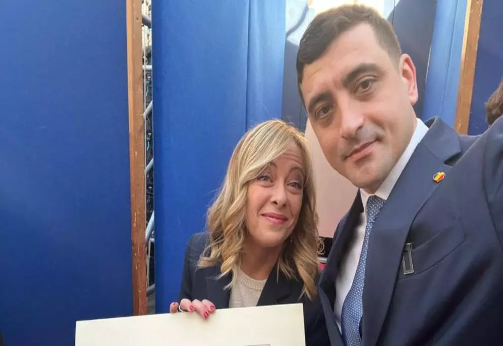 George Simion s-a întâlnit cu Papa Francisc la Vatican și cu premierul italian Giorgia Meloni - FOTO