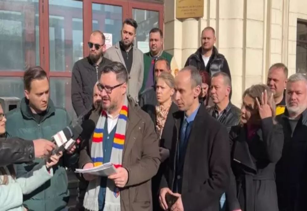 MANIPULAREA SOROȘIȘTILOR, CUM VOR SĂ PUNĂ VIOLENȚELE PE SEAMA AUR. DAN TĂNASĂ: ”SISTEMUL A LUAT CÂȚIVA GOLANI PE CARE I-A INFILTRAT ÎNTR-UN PROTEST PAȘNIC”