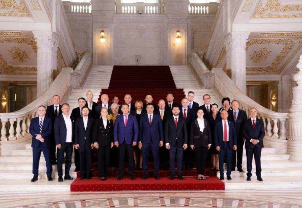 PROPUNEREA DE GUVERN A AUR: CINE SUNT MINIȘTRII PROPUSI ȘI CE SCHIMBĂRI ADUCE