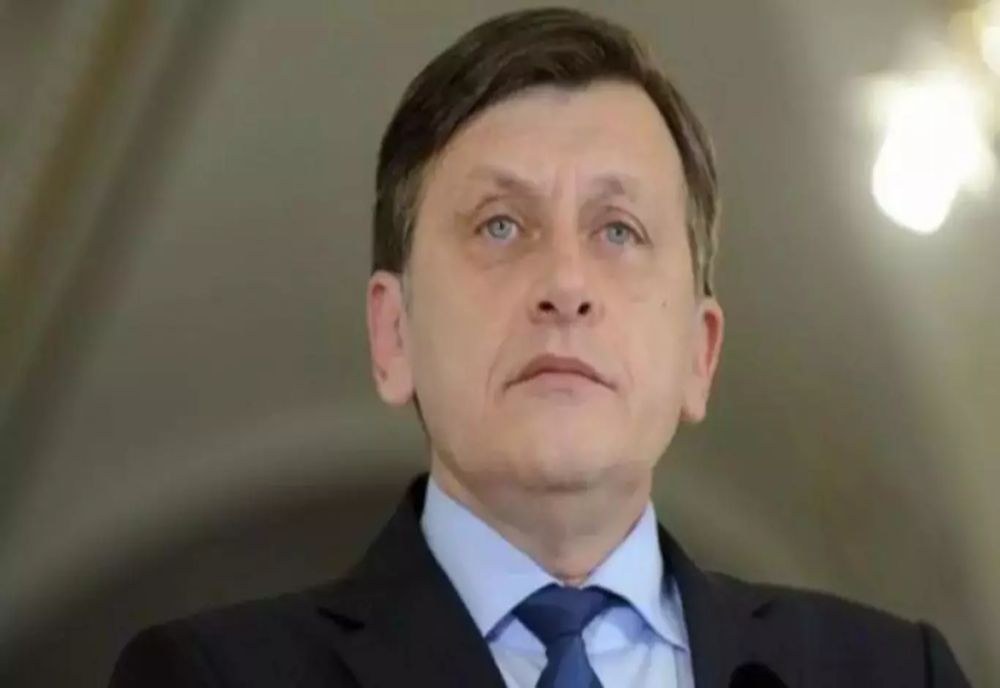 CRIN ANTONESCU SPUNE CĂ ESTE POSIBIL CA IOHANNIS SĂ-ȘI ANUNȚE LUNI RETRAGEREA, LA ÎNTÂLNIREA CU LIDERII DE COALIȚIE