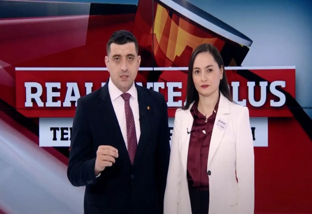 GEORGE SIMION, URĂRI TUTUROR ROMÂNILOR DE SF. GHEORGHE. IMAGINE DE FAMILIE ÎN ZI DE SĂRBĂTOARE