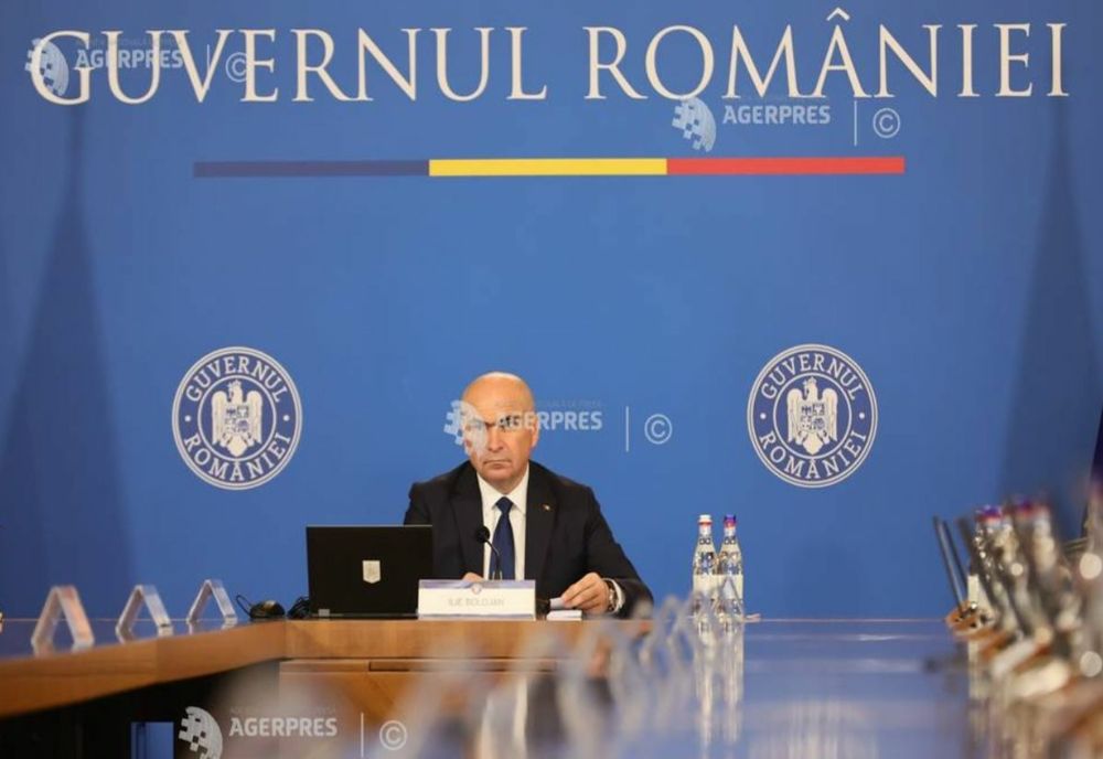 GUVERNUL BOLOJAN PREGĂTEŞTE BLOCAREA TRANSFERURILOR ŞI DETAŞĂRILOR ÎNTRE INSTITUȚII. MAJORITATEA CONCURSURILOR SE SUSPENDĂ