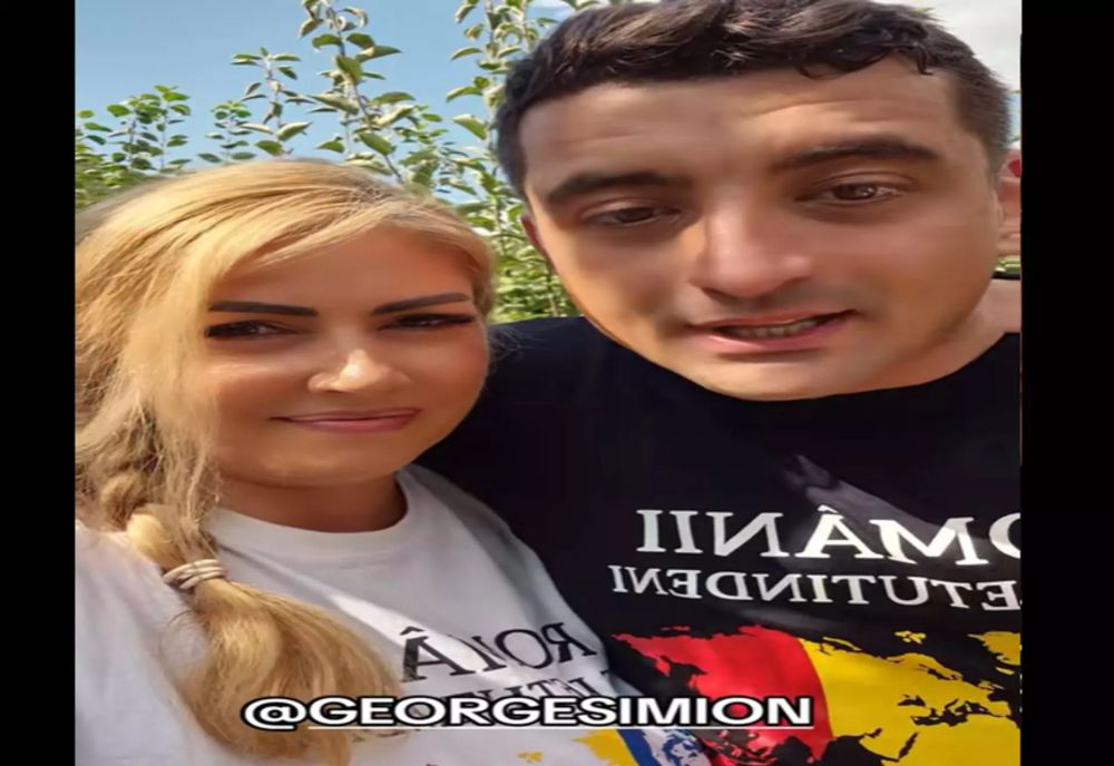 GEORGE SIMION, IUBIT DE ROMÂNII DE PRETUTINDENI. SUSȚINĂTORII SĂI S-AU ÎNGHESUIT SĂ FACĂ POZE CU EL VIDEO