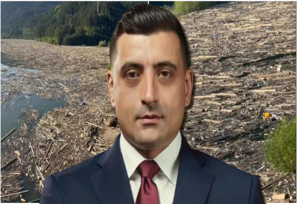 GEORGE SIMION, IMAGINI CU DEZASTRUL DE PE LACUL BICAZ: ”DOAMNA MINISTRU AL MEDIULUI, AȚI MINȚIT! PUNEȚI-VĂ PE TREABĂ”