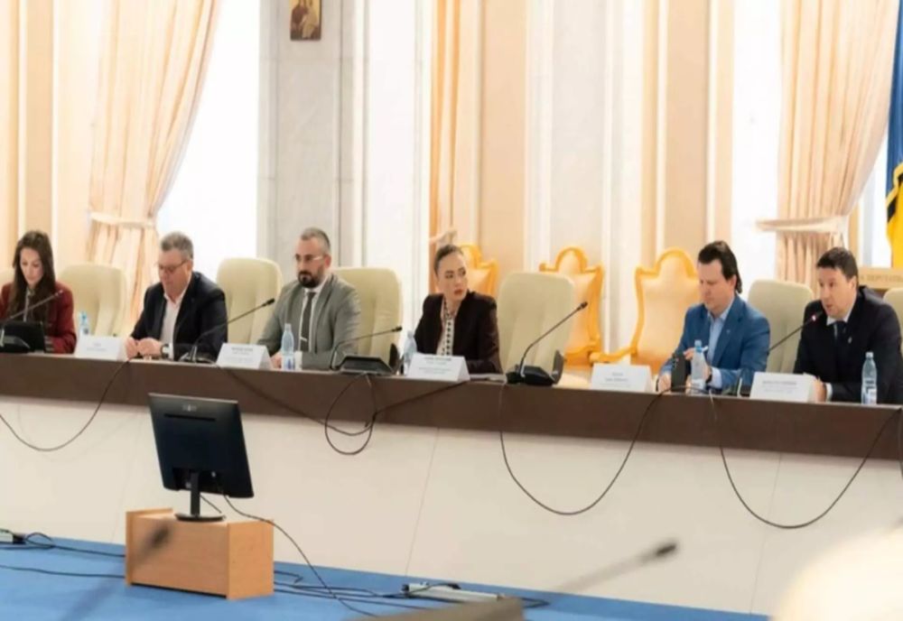 AUR acuză: „Instituții ale statului sfidează Parlamentul și refuză să dea explicații despre anularea alegerilor. Românii merită să cunoască adevărul!”