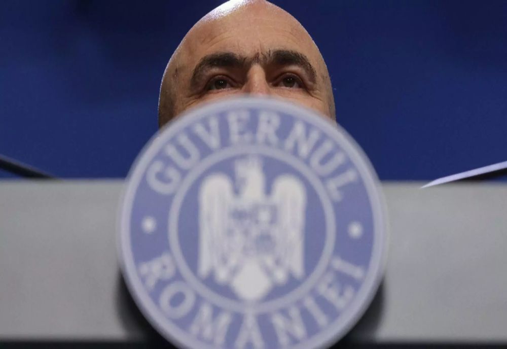 Tăierile din administrație și pachetul de relansare economică, adoptate prin asumarea răspunderii. Propunerile lui Bolojan în ședința PNL