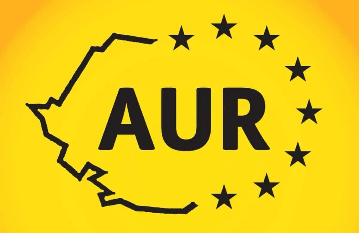 AUR a votat pentru ca profesorii să nu piardă prima de carieră didactică din cauza întârzierilor și incompetenței Guvernului Bolojan