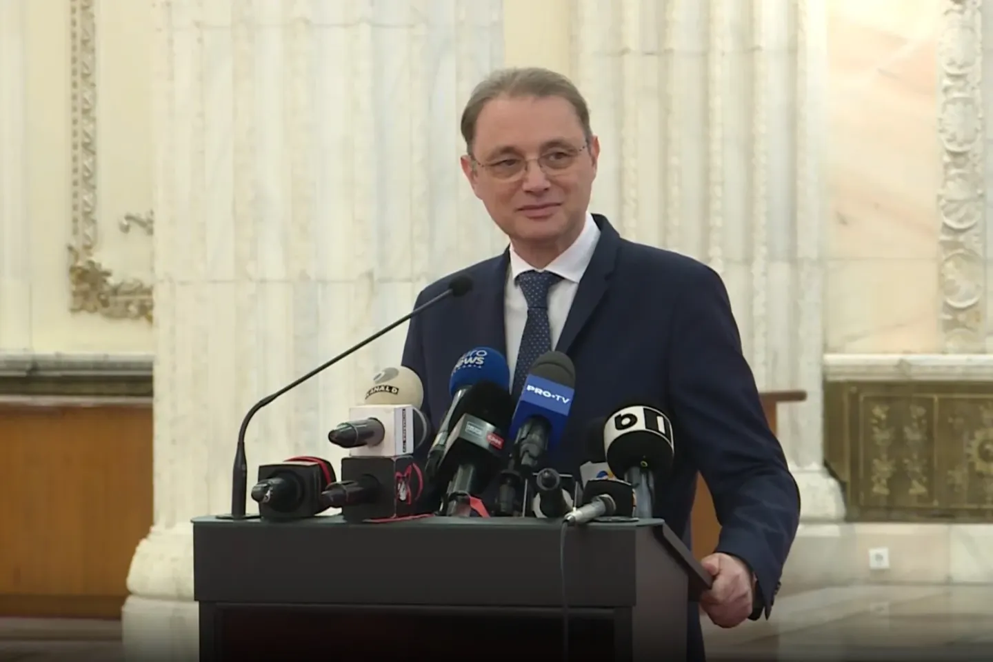 Guvernul Niculescu promite 185 km de autostradă și drum expres până la finalul lui 2026 și peste 2.000 de km până în 2028