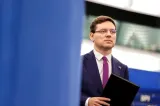 România riscă să piardă miliarde de euro din fondurile europene! Victor Negrescu trage un semnal de alarmă
