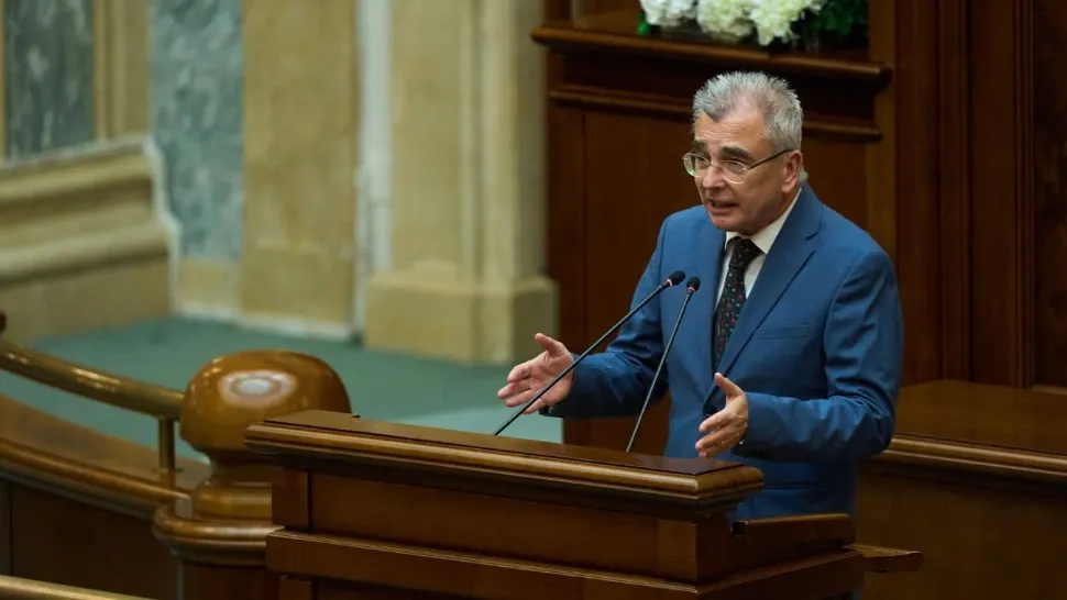 AUR anunță moțiune de cenzură împotriva Guvernului. Petrișor Peiu: „Nu ne propunem să reacționăm la niște evenimente declanșate de alte partide”