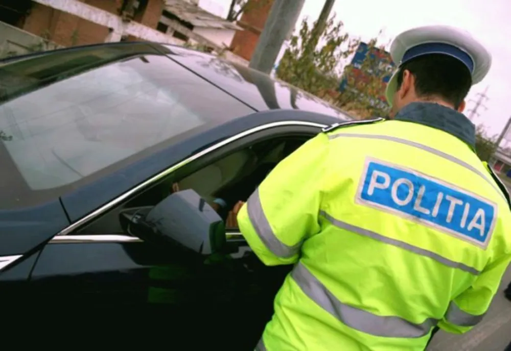 AUR face apel la polițiști: ”Să dea avertismente şi nu amenzi”