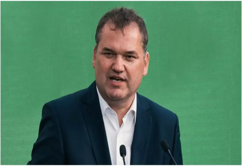 CSEKE ATTILA, MINISTRUL PROPUS LA DEZVOLTARE, ANUNȚĂ DESFINŢAREA FUNCŢIEI DE VICEPRIMAR LA UAT-URILE SUB 1.500 DE LOCUITORI