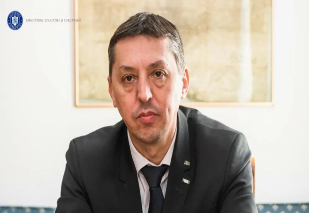 NOU ORDIN DAT DE MINISTRUL DANIEL DAVID: ACEŞTIA SUNT PRIMII PAŞI ÎN REFORMA CURRICULARĂ