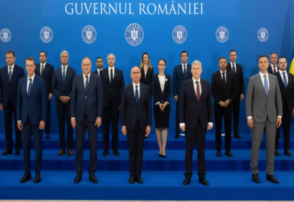 AUR PREGĂTEȘTE RĂSTURNAREA GUVERNULUI BOLOJAN. PARLAMENTARII DIN COALIȚIE, SOMAȚI SĂ FIE PREGĂTIȚI DE MOȚIUNE