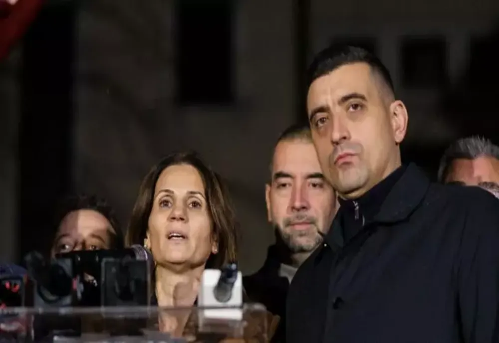 George Simion, în direct la Televiziunea Poporului: „Suntem țara în care opoziția este mai atacată decât puterea”
