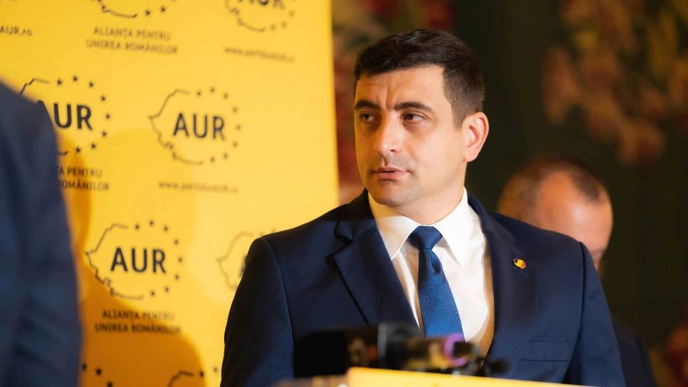 George Simion cere reducerea TVA la pompă în plină criză. Atac dur la adresa coaliției de guvernare: „Vor să îl sacrifice pe Bolojan!”