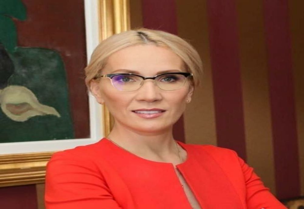 Ramona Ioana Bruynseels, AUR: ”Bănci șmechere și guvern sărac. Voi ne impuneți plafoane la banii noștri, vreți să îi folosim cum ne spuneți voi!”