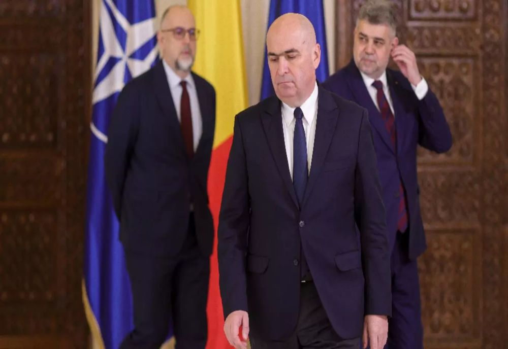 IPOCRIZIE MAXIMĂ! CINE SUNT, DE FAPT, ANGAJATELE LUI BOLOJAN: PROFESIONISTELE PE CARE LE ȚINE ÎN PARLAMENT