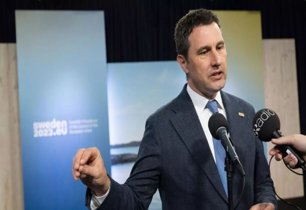 CÂȚI BANI VA ALOCA COALIȚIA PENTRU SĂNĂTATE, EDUCAȚIE ȘI APĂRARE. BARNA: „ESTE UN BUGET CUMPĂTAT”