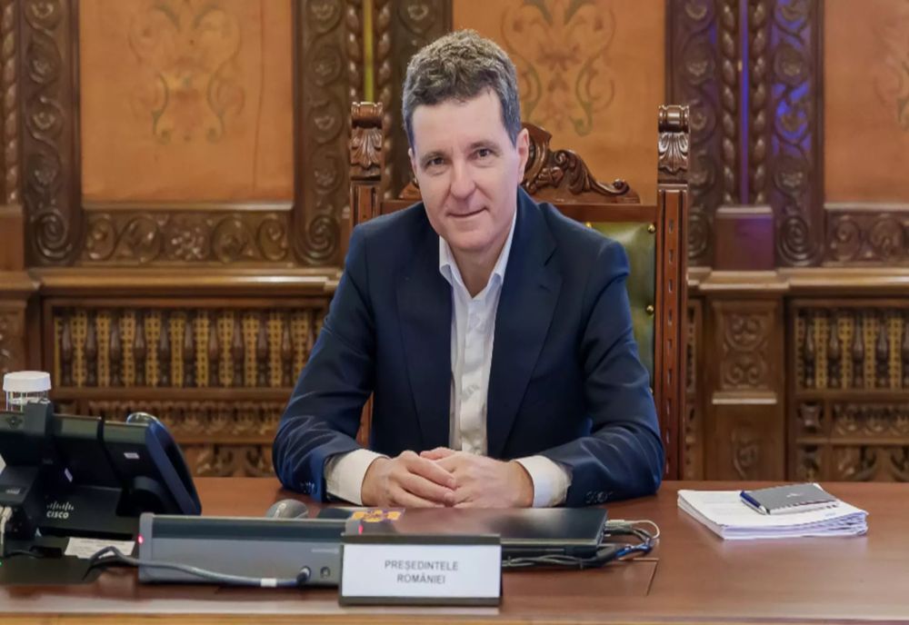 NICUȘOR DAN: FORȚE OSTILE DEMOCRAȚIEI ÎNCEARCĂ SĂ ADÂNCEASCĂ TOATE TENSIUNILE ÎNTRE GRUPURILE SOCIALE, CULTURALE, ETNICE DIN ȚARA NOASTRĂ