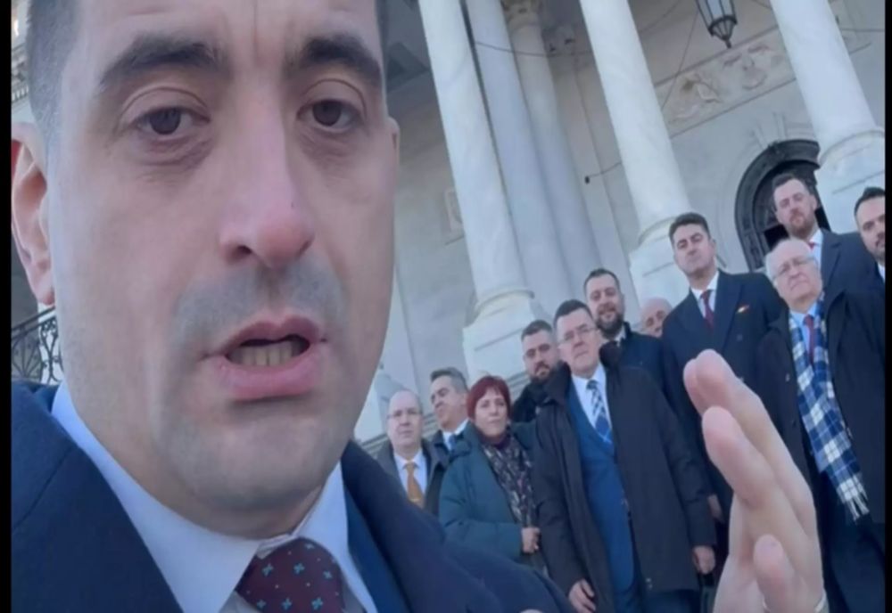 George Simion, mesaj de forță din fața Capitoliului SUA: „România trebuie să fie la masă, nu în meniu” VIDEO