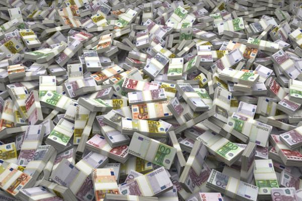 AEP face verificări suplimentare după AUR a cerut o sumă de 18 ori mai mare decât declarase inițial