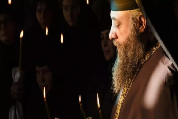 Părintele Zenovie, pus la grea încercare, după ce s-a infectat cu Covid. Alexandra Păcuraru, îndemn la rugăciune - VIDEO