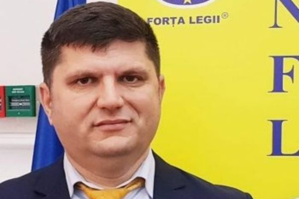Ringo Dămureanu, despre interzicerea AUR și Holocaust: O fumigenă aruncată aiurea. PNL nu înțelege metoda reducerii la absurd