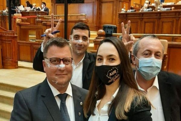 Deputatul AUR Anamaria Gavrilă anunţă o lege pentru demnitatea limbii române: Diacriticele devin obligatorii