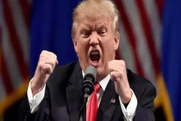 Donald Trump, călcat de agenții FBI - Motivul pentru care s-a enervat fostul președinte american