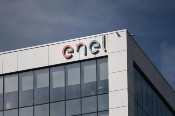 Enel pleacă în 2023 din România. Ce afaceri au italienii în țara noastră