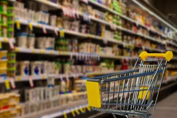 SENATOR AUR: ”9 DIN 10 SUPERMARKETURI NU SUNT ROMÂNEȘTI. PREȚURILE PRODUSELOR SUNT CRESCUTE ARTIFICIAL DE RETAILERI”