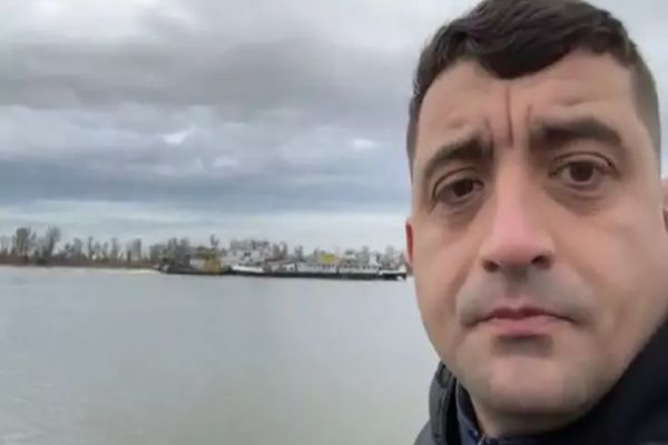 Serviciul de Securitate al Ucrainei (SBU) a anunțat că interdicția de a intra pe teritoriul Ucrainei pentru liderul AUR, George Simion, va fi menținută și prelungită