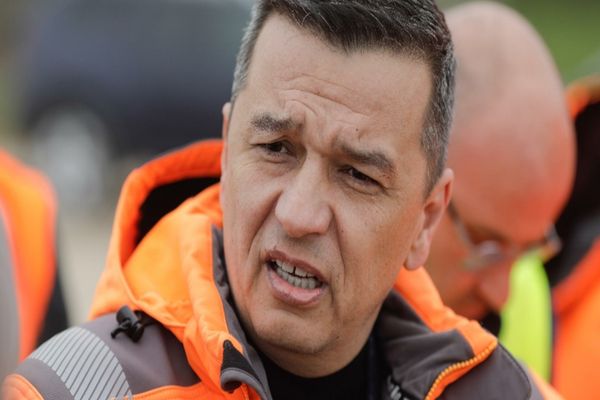 Trecutul tenebros al lui Sorin Grindeanu. De la cine a moștenit pofta de PUTERE? Mama ministrului, funcție înaltă în Partidul Comunist Român