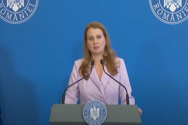 Moțiunea simplă împotriva ministrului Educației, dezbătută în Parlament - Ce i se reproșează Ligiei Deca