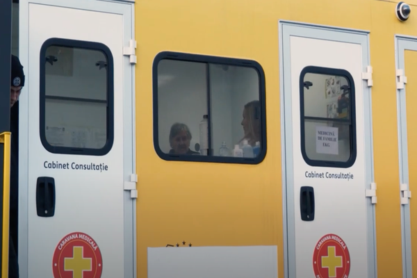 Peste 600 de buzoieni au beneficiat de servicii medicale. Caravana Medicală continuă în județul Vrancea