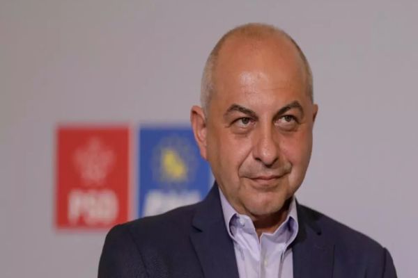 Cine îl scoate din lupta pentru Capitală pe Cîrstoiu? Coaliția îi caută înlocuitor: ce se discută în spatele ușilor închise