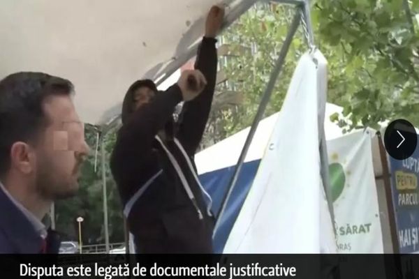 Scandal în Sectorul 3. Poliția Locală vrea să ridice un cort electoral al partidului AUR - VIDEO