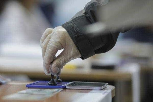 CUM ÎȚI POȚI EXERCITA DREPTUL LA VOI DUMINICĂ, PENTRU TURUL 2 AL PREZIDENȚIALELOR. AEP VINE CU PRECIZĂRI