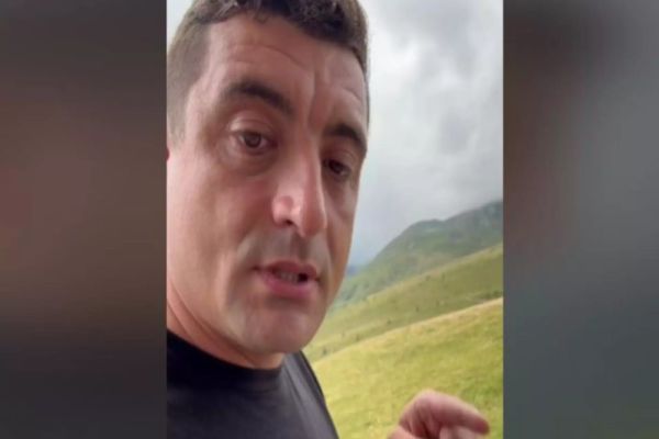MESAJ CRUCIAL! GEORGE SIMION ESTE ALĂTURI DE SINISTRAȚI: „AUR DONEAZĂ INDEMNIZAȚIILE PENTRU SINISTRAȚI!” - VIDEO
