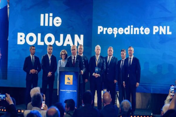 BOLOJAN, RĂSPUNS PENTRU PSD: DACĂ EI  CONSIDERĂ CĂ GUVERNUL NU-ȘI FACE DATORIA AU POSIBILITATE SĂ DEPUNĂ MOȚIUNI DE CENZURĂ ȘI SĂ FACĂ MAJORITATE CU AUR