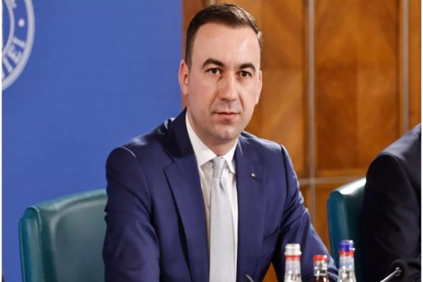 Bogdan Ivan nu mai vine la raport în Parlament pe problema apei potabile din Argeș